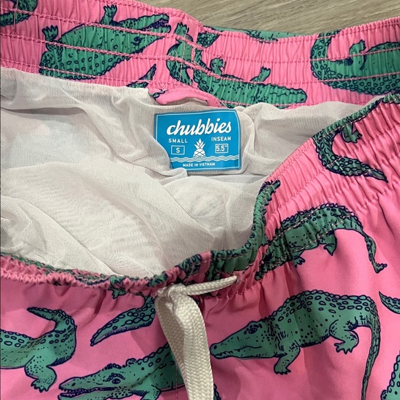 Chubbies swim trunks 2 pair bundle Small / inseam 5.5” Miami Vice Palm Beach - Picture 5 of 7